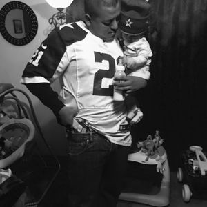 Meet your Posher, Efrin